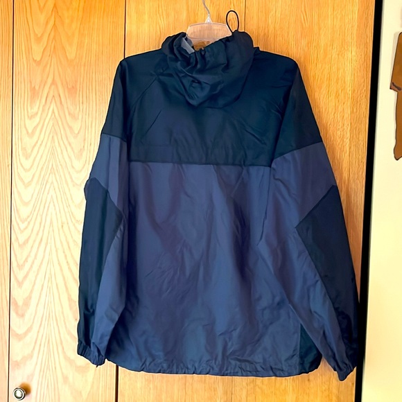 Columbia Jacket Men’s Large Black Packable Hooded Windbreaker Lightweight Rain - Picture 2 of 8